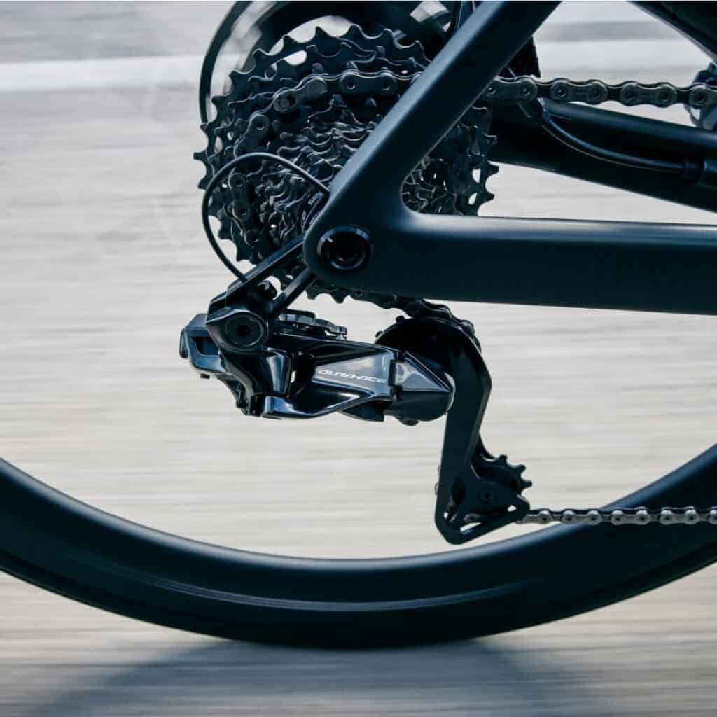 Shimano Dura-Ace Di2 vs SRAM Red AXS
