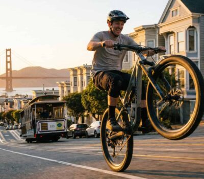 Cómo hacer un caballito en bici