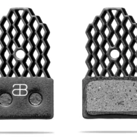 Absolute Black: Descifrando las pastillas de freno de Pogačar