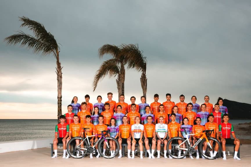 Ropa de ciclismo Agu la nueva equipación del Euskaltel Euskadi
