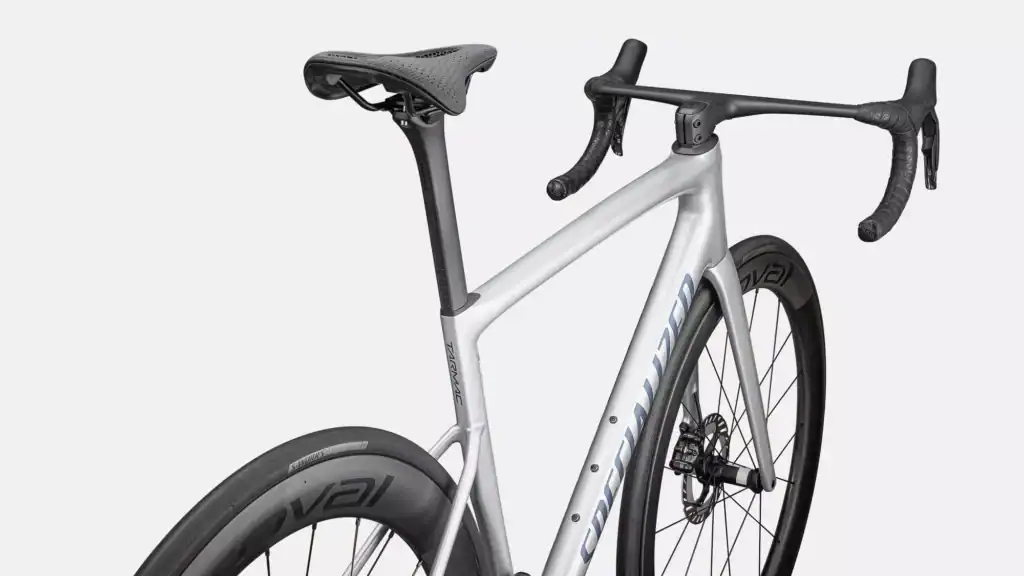 Specialized Tarmac SL8 Pro vs. S-Works