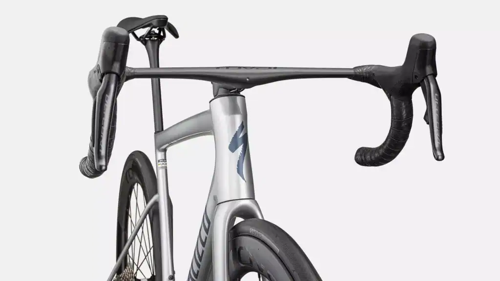 Specialized Tarmac SL8 Pro vs. S-Works