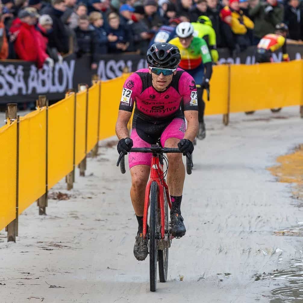 Concentración específica y de rendimiento en Ávila del Technosylva Maglia Bembibre Cycling Team