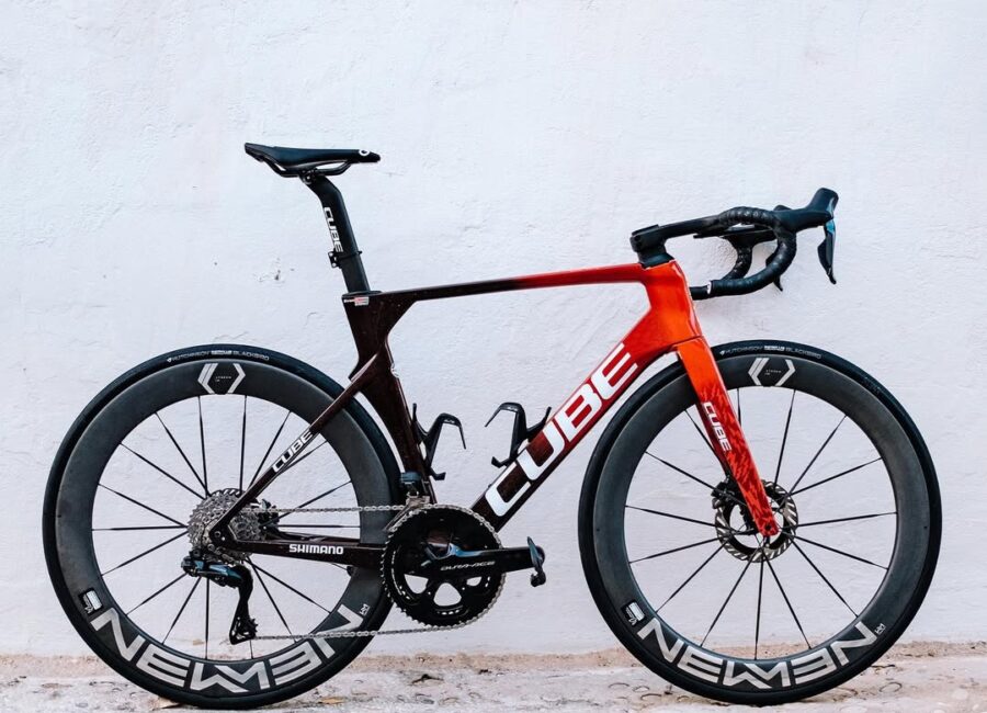 Intermarche Wanty Confirma a Hutchinson como su Proveedor Oficial de Neumaticos2