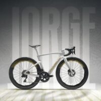 Jorge Martín Apuesta por Pinarello Una Alianza de Campeones