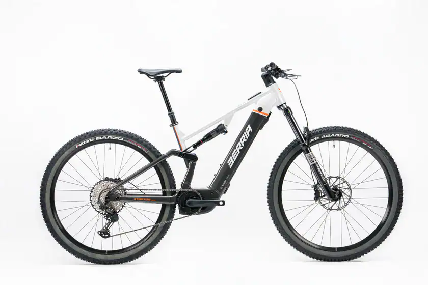 Berria Stratos HPR 2025