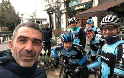 Tomando cafe para despedir el ano @p c l a … @carjabulo @onot96 @ciclismiguel @mariozafraduarte FelipeJuanjoJose