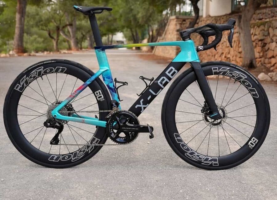 X LAB y el Equipo Astanaa