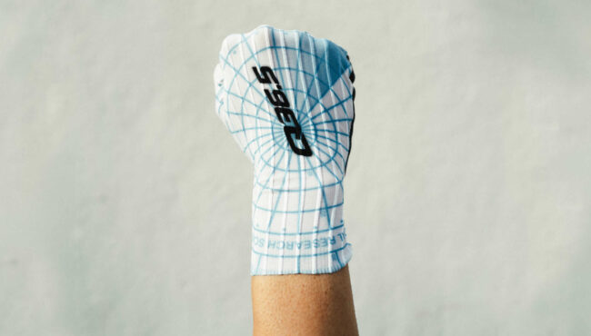 q36 5 research scientist gloves