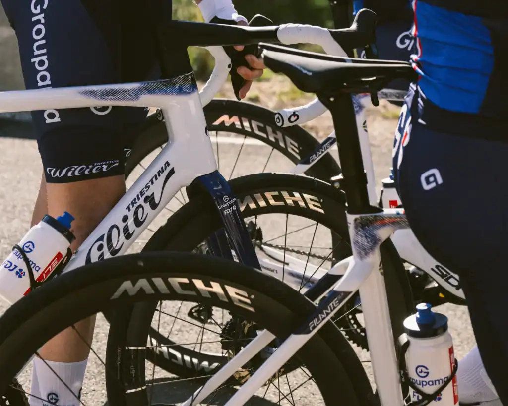 Miche Debuta en el World Tour de la Mano del Team Groupama-FDJ