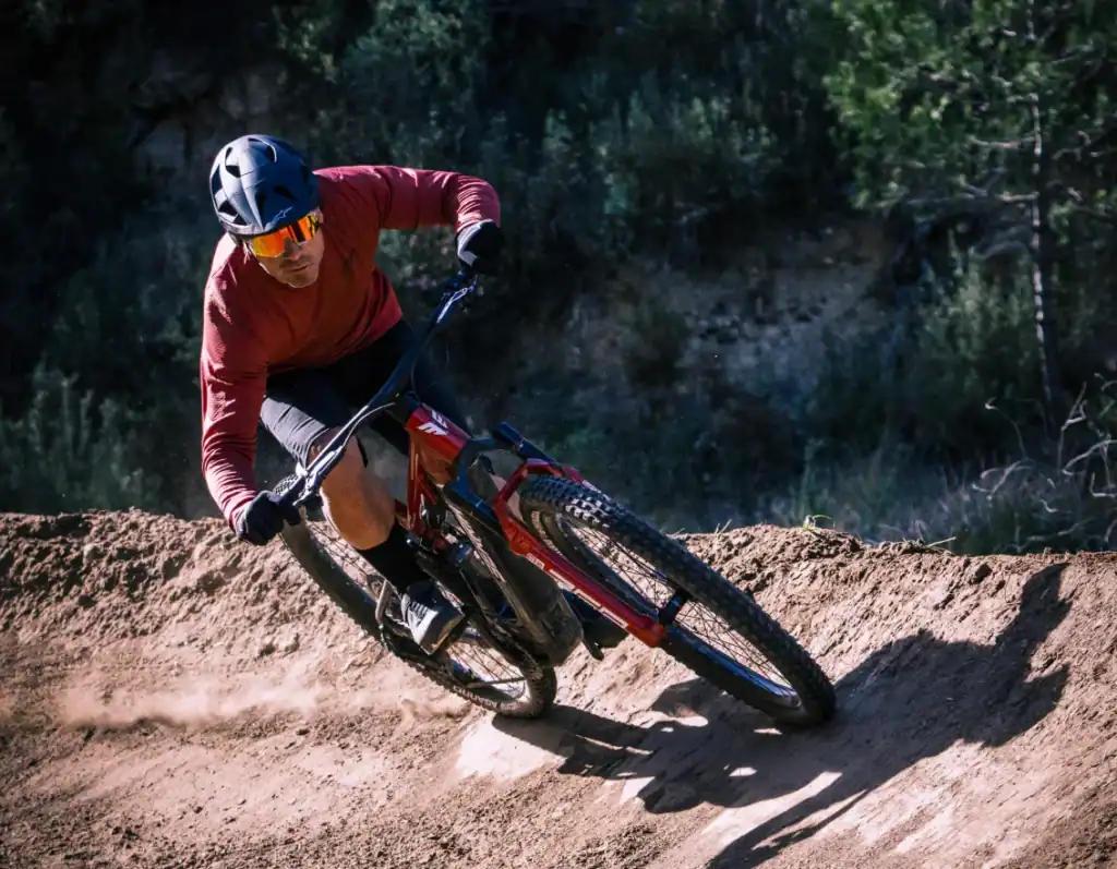 Berria Stratos HPR 2025