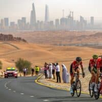 La Superliga de Ciclismo Saudí: ¿Un Nuevo Amanecer o una Tormenta en el Pelotón?