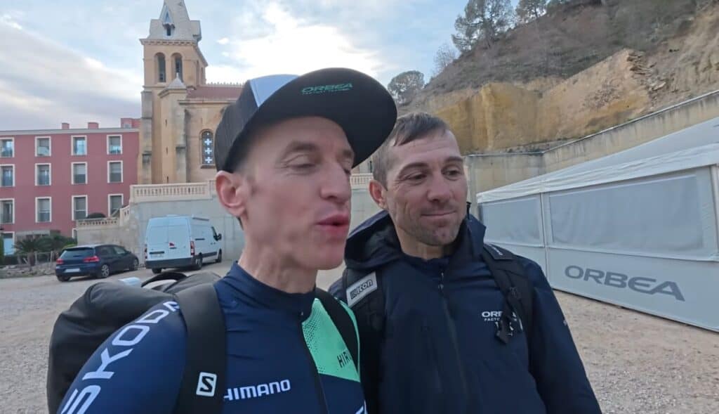 Zugasti un día en el trainingcamp del Orbea Factory Team