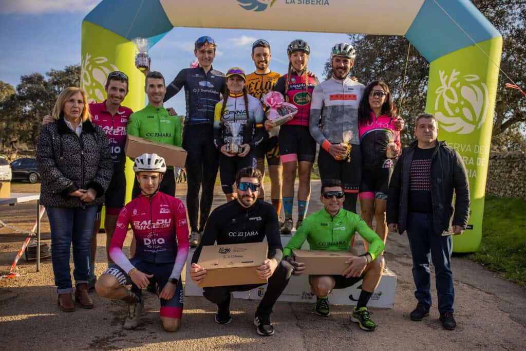 Jaime Moreno y Elisa Caldas se imponen en la Gran Crono de la Maratón de la Miel de Fuenlabrada de los Montes