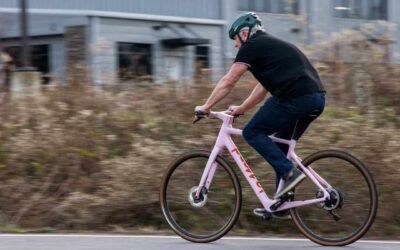 Greg lemond monta fabrica fibra de carbono