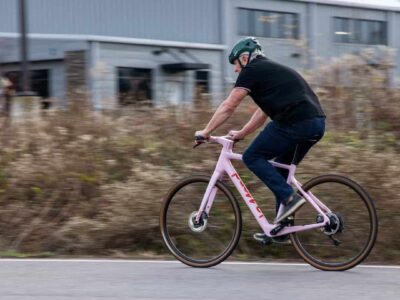 Greg lemond monta fabrica fibra de carbono