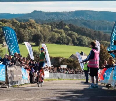 Quien es el ciclista Hector Alvarez