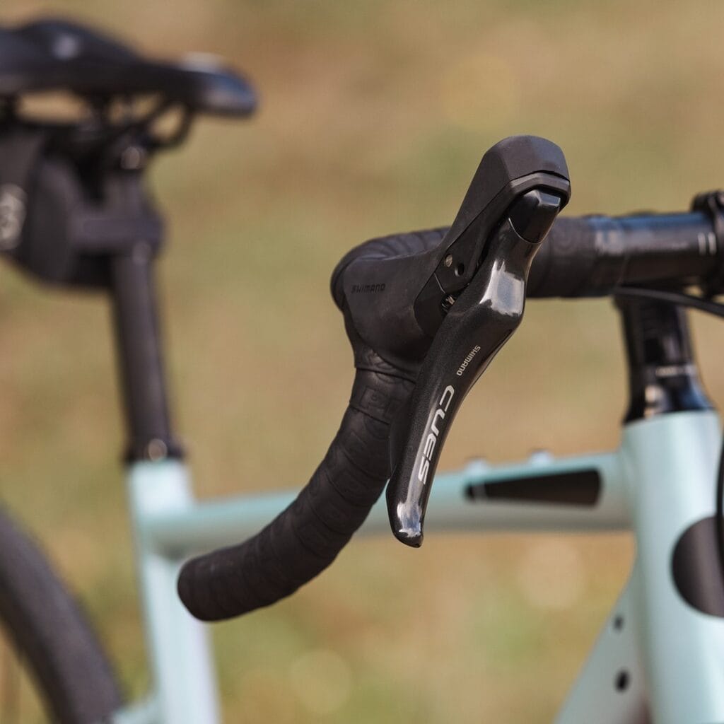 Shimano CUES 2025