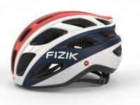 hazme un casco de ciclismo con la marca fizik