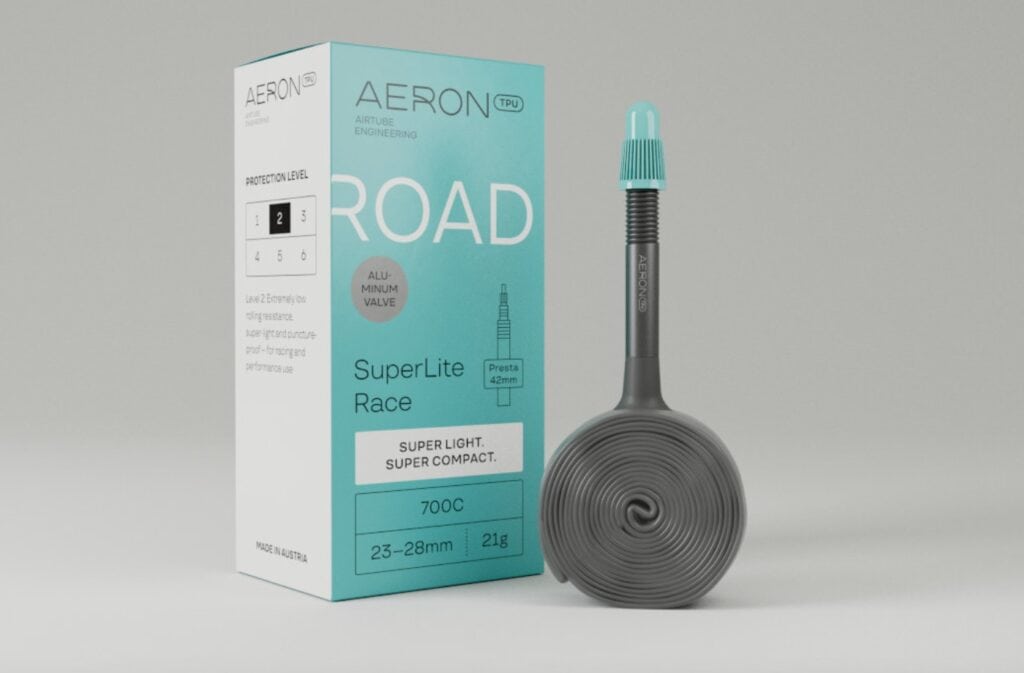 Aeron presenta una cámara TPU con válvula de aluminio