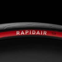 Specialized presenta nuevas cubiertas de gravel y carretera para 2025