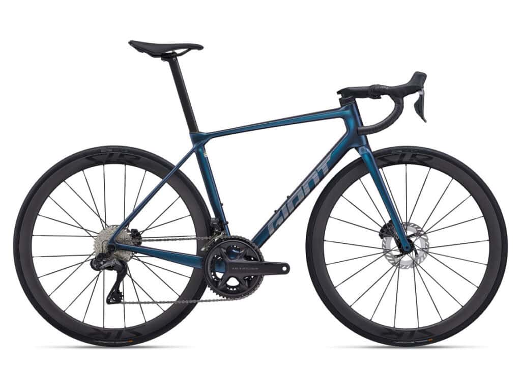 Bicicletas de carbono montadas con Sram Force AXS 12V