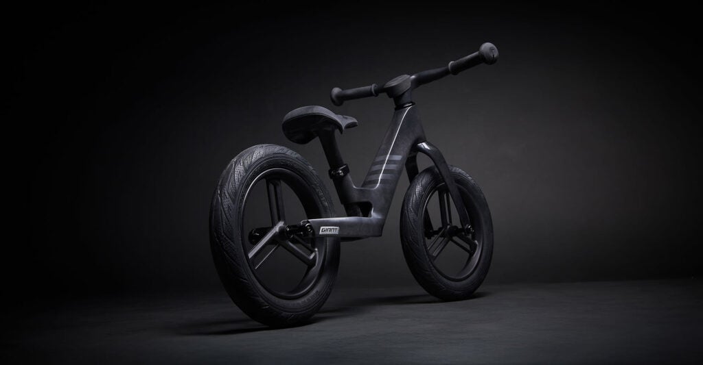 Giant Pre rCarbon