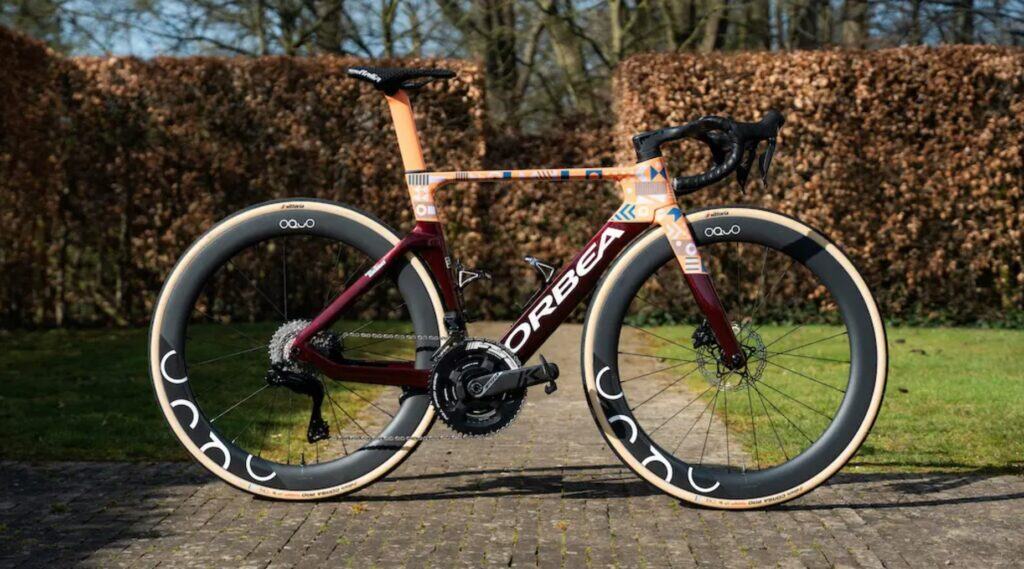 Orbea estrena bicicleta en el 40 aniversario de Lotto