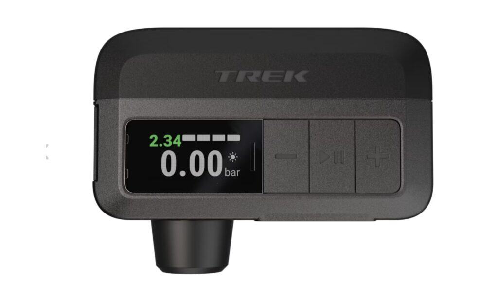 Monitor de presión de aire para bicicleta, compacto y fácil de usar, ideal para ciclistas.