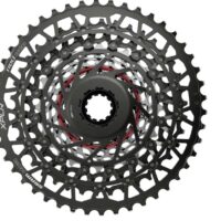 La UCI limitará el desarrollo en carrera