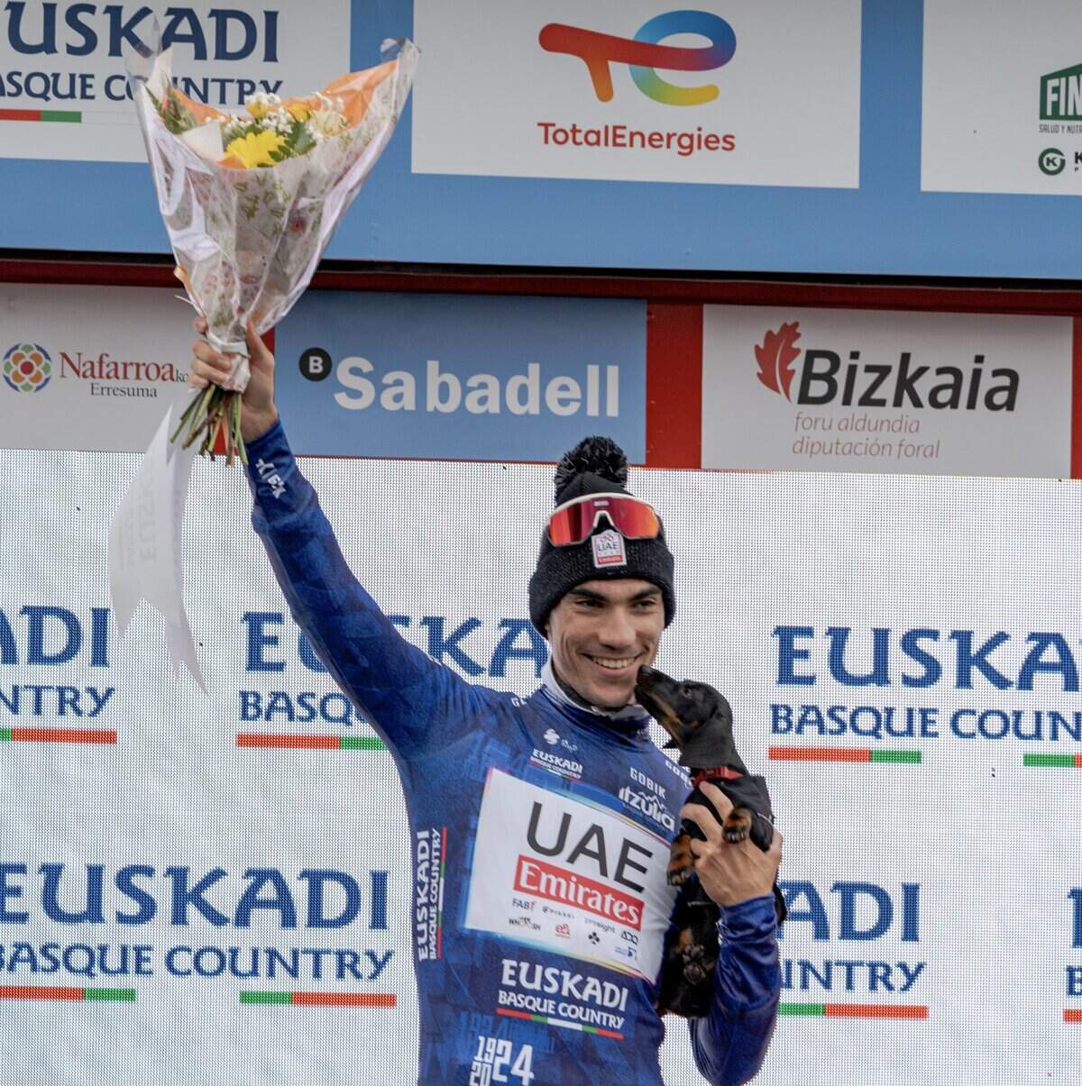 Juan Ayuso más cerca del equipo Movistar