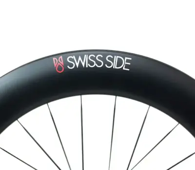 limitación de la UCI en la altura de las llantas