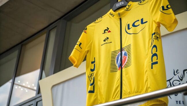 Por qué el maillot de líder del Tour de Francia es amarillo