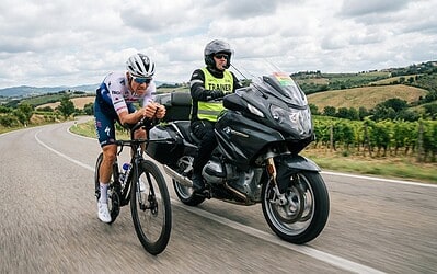 Entrenar tras moto si eres ciclista