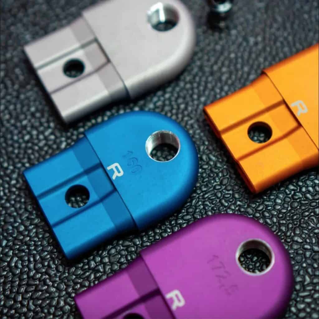 SRM permite modificar las medidas de sus bielas con unas punteras