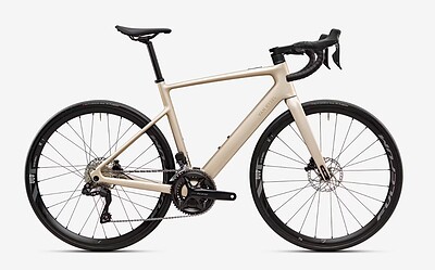 Van Rysel E-EDR CF