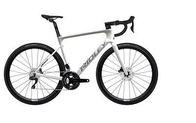 Bicicleta carretera carbono Ridley Falcn 105 DI2