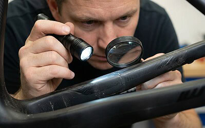 Cómo comprobar si tu cuadro de carbono está roto