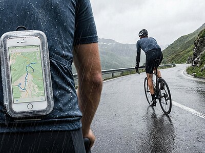 Baggicase, una funda impermeable para el móvil de los ciclistas