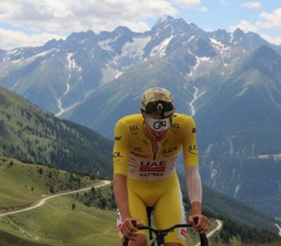 Porque Pogacar calienta con sprints de alta cadencia