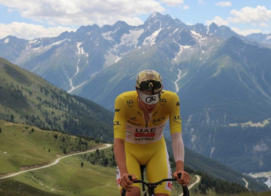 Porque Pogacar calienta con sprints de alta cadencia