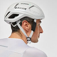 Lazer VeloVox presenta la comunicación entre ciclistas