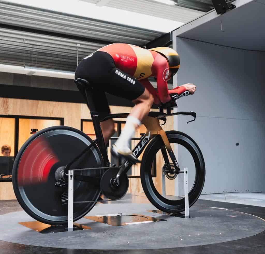 Entrena como un pro de triatlón por 18000€