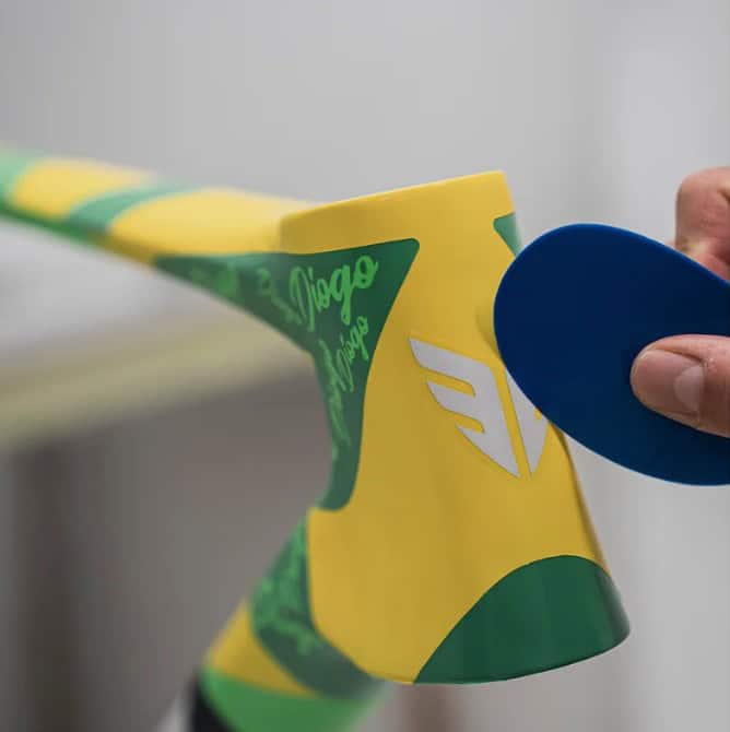 El piloto Diogo Moreira estrenará su Berria Belador personalizada