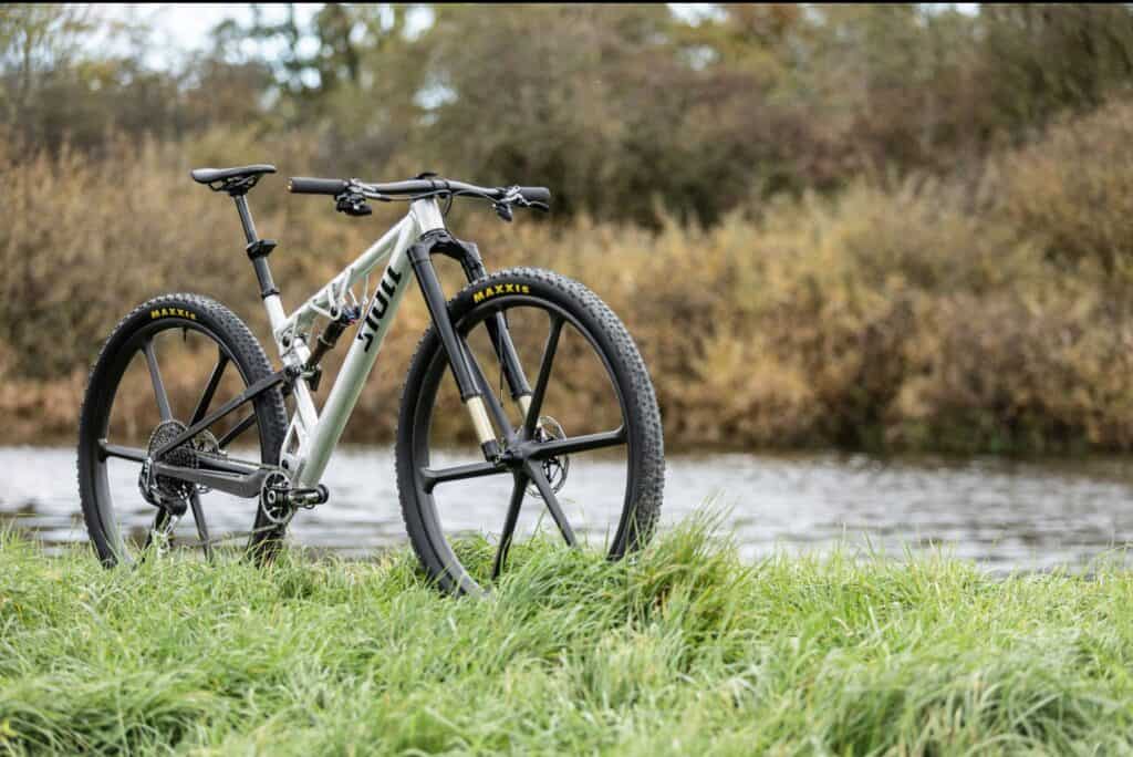 Stoll P32 la primera MTB con ruedas de 32"