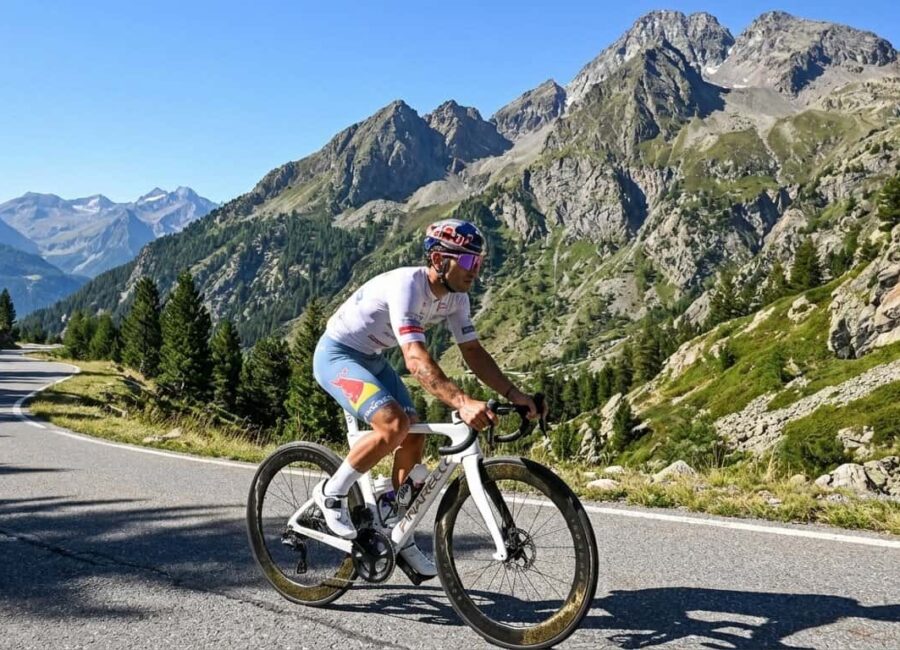 Roban al motociclista Jorge Martín su bicicleta Pinarello