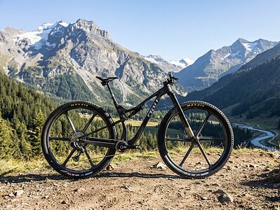 Stoll P32 la primera MTB con ruedas de 32"