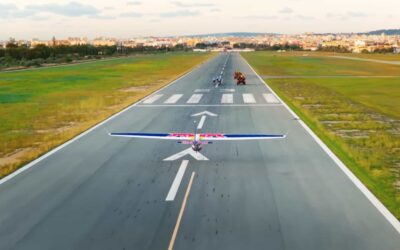 Los Red Bull Bora van como aviones y hacen volar uno
