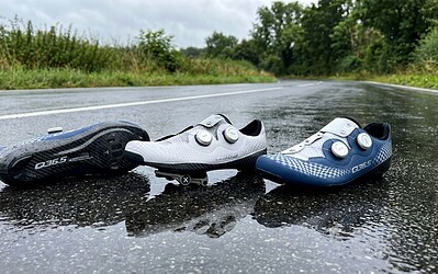 SRM y Q36.5 desarrollan un pedal especial para sus zapatillas