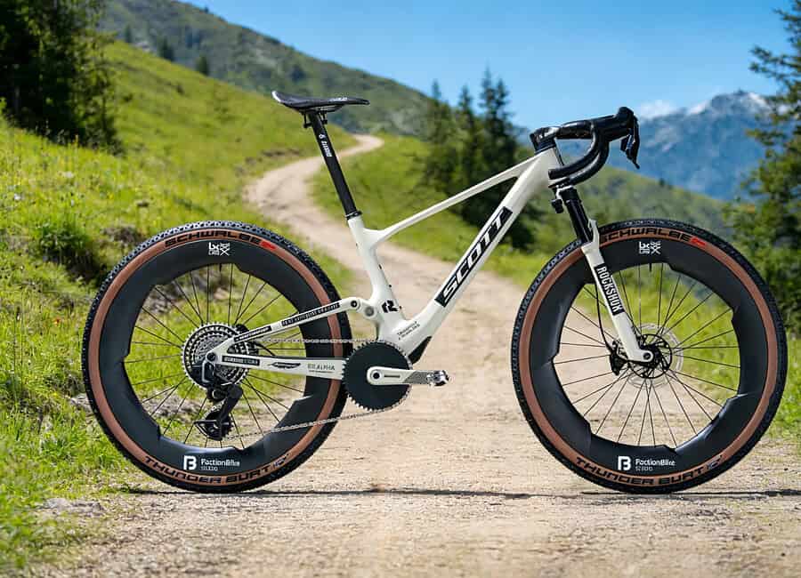 Nuevo concepto gravel SCOTT Spark RC